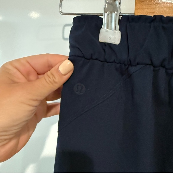 Lululemon Keep Moving Pant 7/8 High-Rise
True Navy - Picture 4 of 11